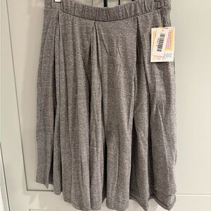 LuLaRoe Madison (Gray Skirt)